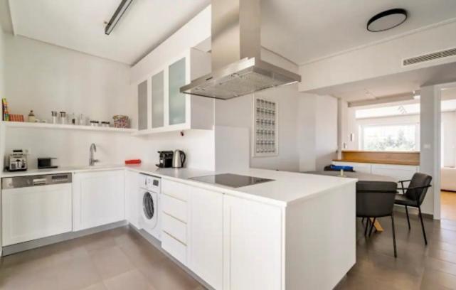 Pratinou Penthouse Apartment Атина Екстериор снимка
